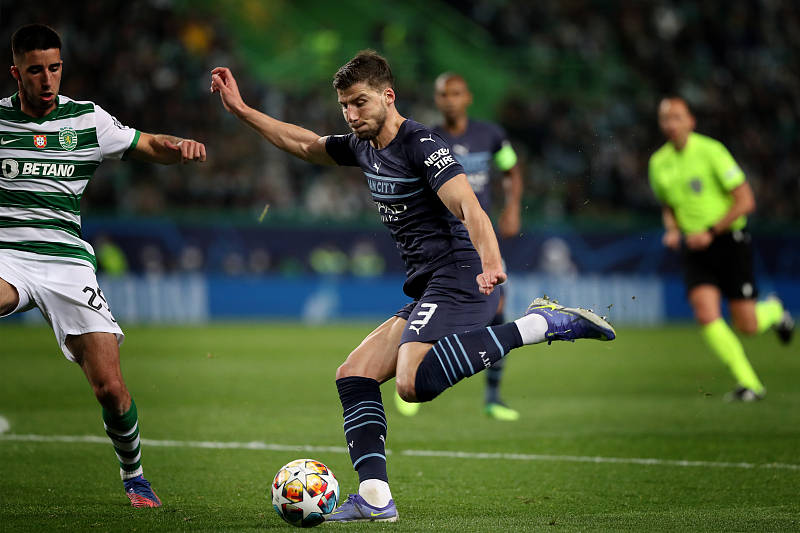 关于马德里竞技训练开放日，冲刺阶段造点机会引欢呼，欧冠在即，赛季目标并未改变的信息